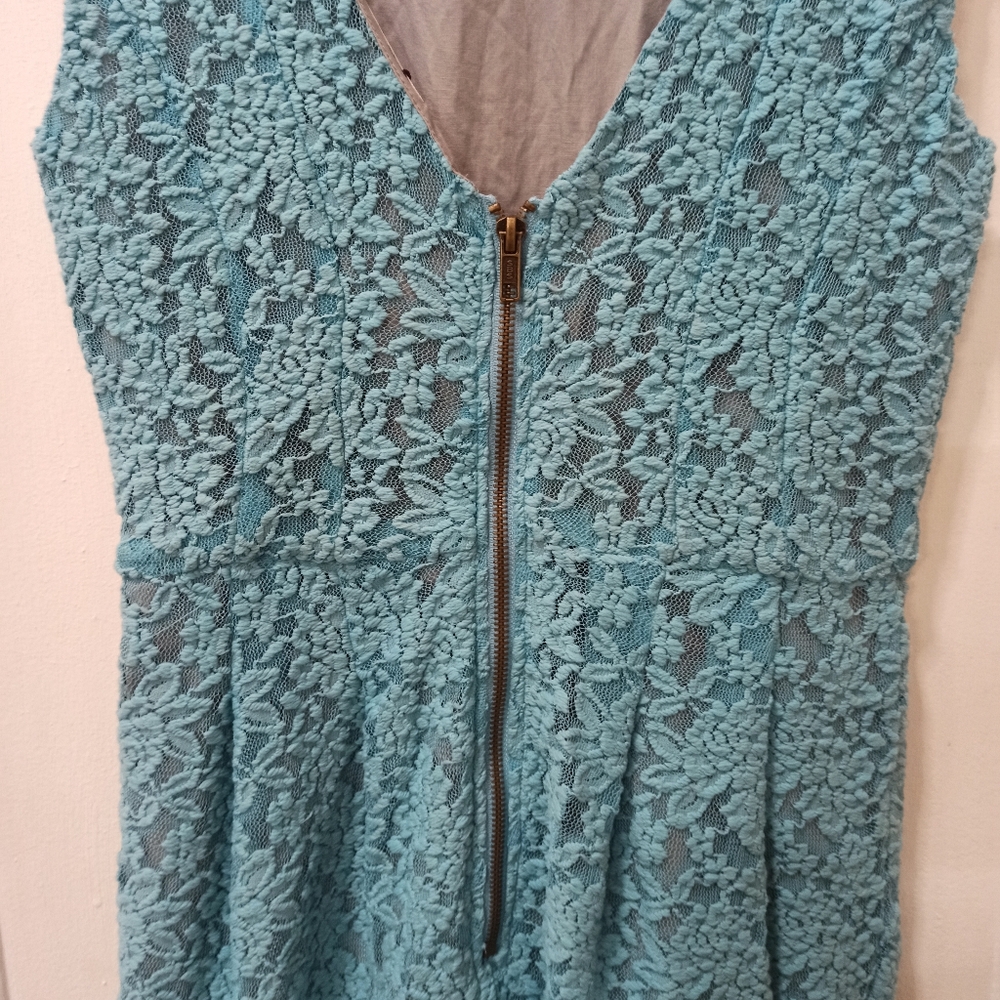 Darling Dress Aqua Lace Blue Floral small Back Zip Up - Picture 5 of 16